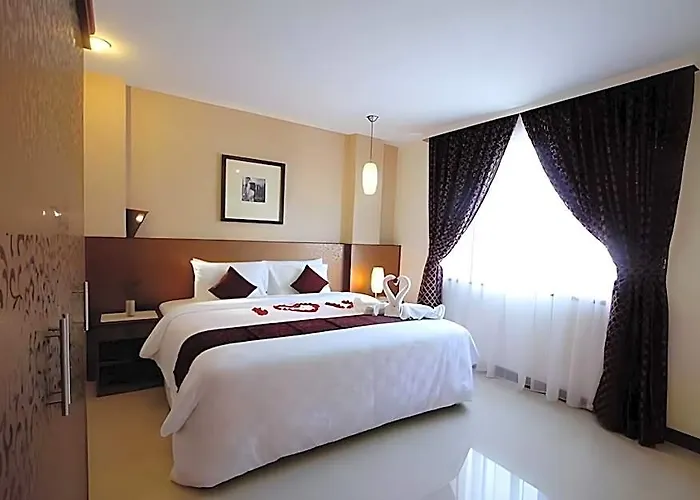 Hotel Ohana 3*